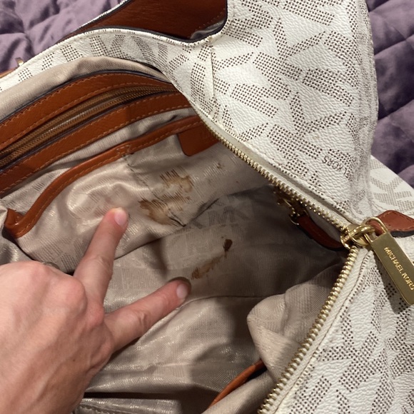 Michael Kors purse - Picture 7 of 9